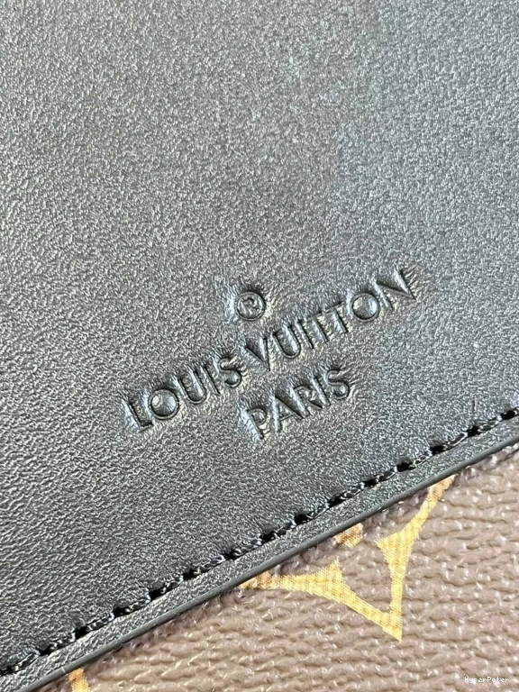MARCEAU LOUIS VUITTON 0721